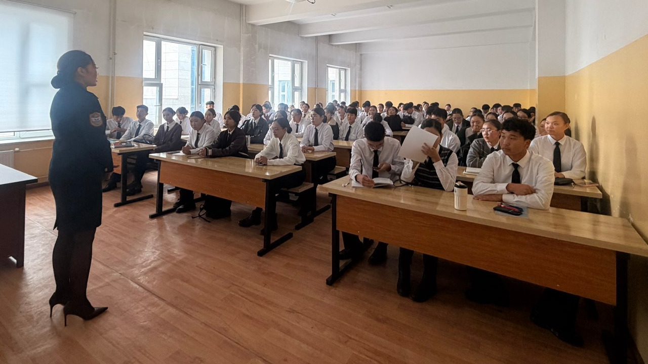 TRAINING SESSIONS ON “COMMUNICATION AND ATTITUDES” AND “FAMILY PLANNING” HELD